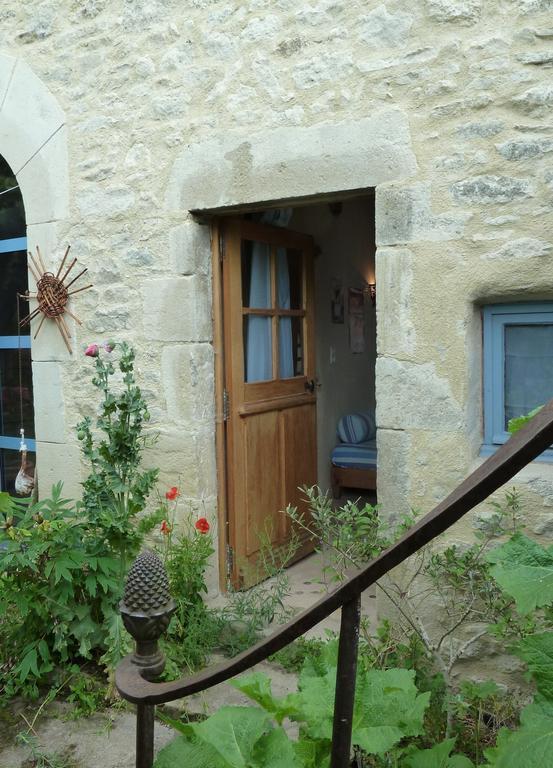 Le Vieux Velo Bed & Breakfast Chaptuzat Dış mekan fotoğraf