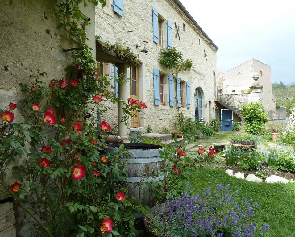 Le Vieux Velo Bed & Breakfast Chaptuzat Dış mekan fotoğraf